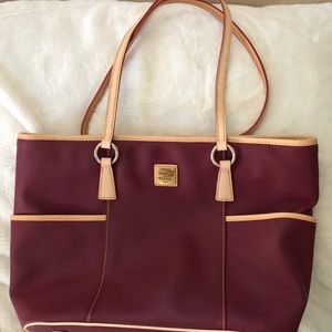 Dooney & Bourke Carly Helena Tote 🍒